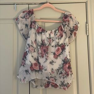 Floral print blouse